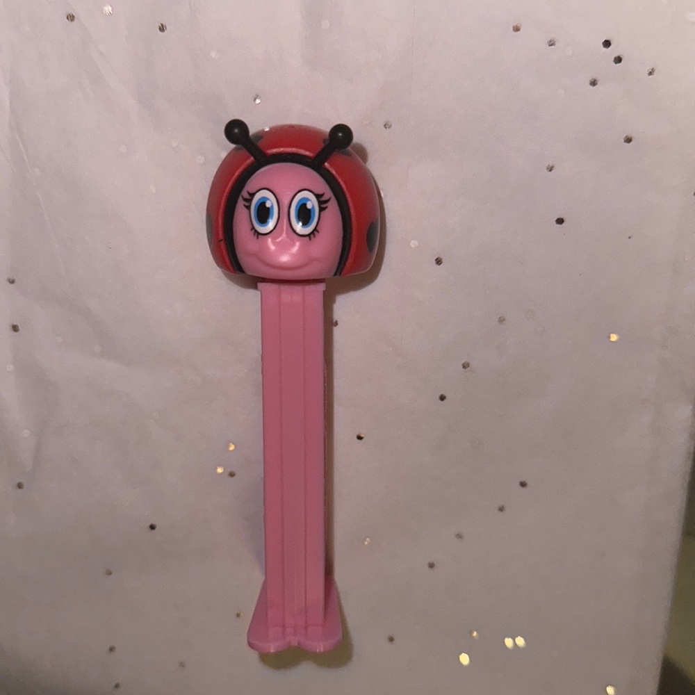 Vintage 2000 Valentine Lady Bug Pez, Footed, Cleaned.